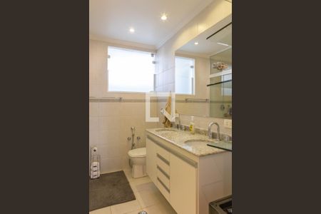 Apartamento à venda com 160m², 3 quartos e 1 vagaBanheiro da Suíte