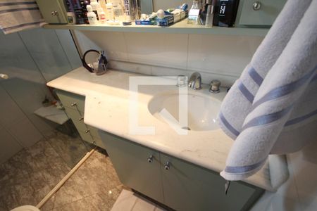 Apartamento à venda com 156m², 3 quartos e 2 vagasSuíte 2