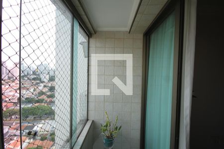 Apartamento à venda com 156m², 3 quartos e 2 vagasVaranda