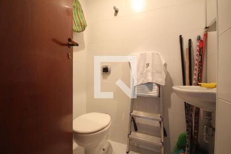 Apartamento à venda com 156m², 3 quartos e 2 vagasBanheiro de Serviço