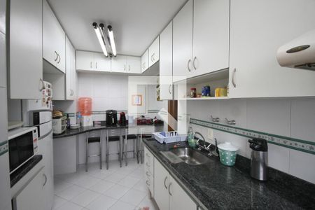 Apartamento à venda com 156m², 3 quartos e 2 vagasCozinha