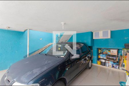 Casa à venda com 150m², 3 quartos e 2 vagas Casa à venda com 150m², 3 quartos e 2 vagasGaragem