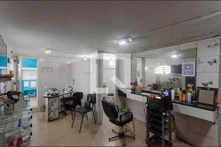 Casa à venda com 150m², 3 quartos e 2 vagas Casa à venda com 150m², 3 quartos e 2 vagasSalão