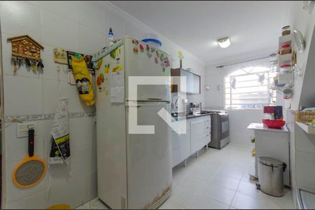Casa à venda com 150m², 3 quartos e 2 vagas Casa à venda com 150m², 3 quartos e 2 vagasCozinha