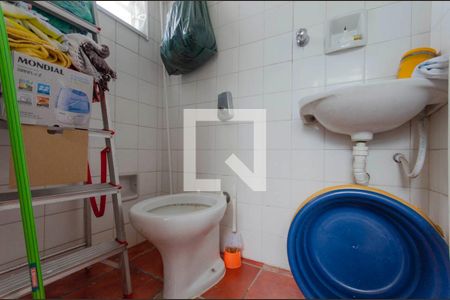 Casa à venda com 150m², 3 quartos e 2 vagas Casa à venda com 150m², 3 quartos e 2 vagasLavabo Área de Serviço