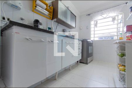 Casa à venda com 150m², 3 quartos e 2 vagas Casa à venda com 150m², 3 quartos e 2 vagasCozinha