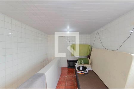 Casa à venda com 150m², 3 quartos e 2 vagas Casa à venda com 150m², 3 quartos e 2 vagasÁrea de Serviço