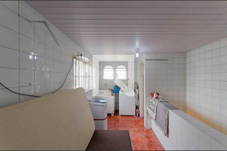 Casa à venda com 150m², 3 quartos e 2 vagas Casa à venda com 150m², 3 quartos e 2 vagasÁrea de Serviço