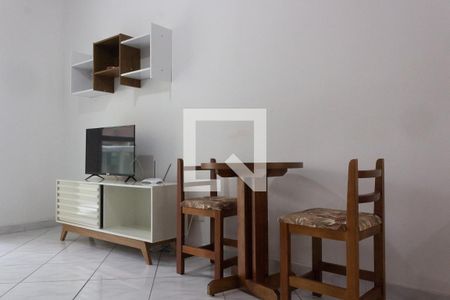 Detalhe sala de apartamento para alugar com 3 quartos, 104m² em Ocian, Praia Grande