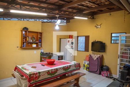 Casa à venda com 290m², 3 quartos e 3 vagas Casa à venda com 290m², 3 quartos e 3 vagasEspaço Gourmet