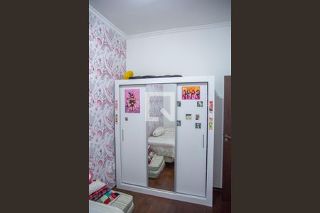 Casa à venda com 290m², 3 quartos e 3 vagas Casa à venda com 290m², 3 quartos e 3 vagasQuarto 2