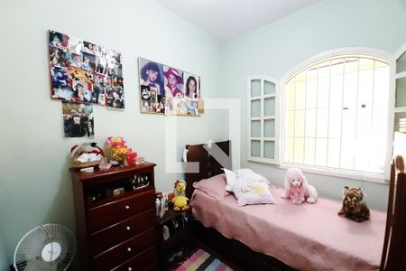 Casa à venda com 180m², 3 quartos e 3 vagas Casa à venda com 180m², 3 quartos e 3 vagasQuarto 3