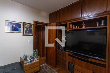 Apartamento para alugar com 230m², 4 quartos e 3 vagas Apartamento para alugar com 230m², 4 quartos e 3 vagasQuarto 4