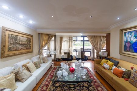 Sala 1 de apartamento para alugar com 4 quartos, 230m² em Lourdes, Belo Horizonte