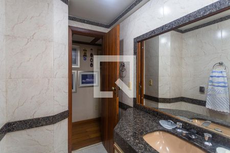 Apartamento para alugar com 230m², 4 quartos e 3 vagas Apartamento para alugar com 230m², 4 quartos e 3 vagasBanheiro Social