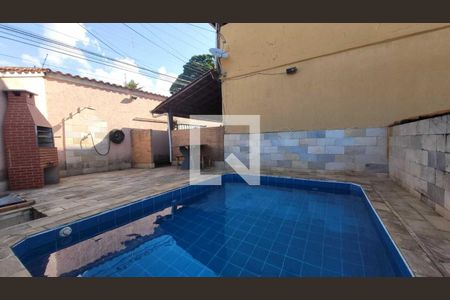 Casa à venda com 7 quartos, 360m² em Floramar, Belo Horizonte