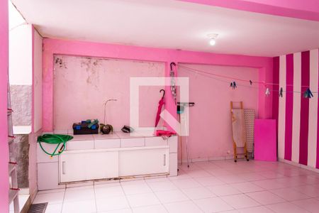 Casa à venda com 194m², 3 quartos e 3 vagasSalão 