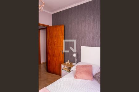 Casa à venda com 194m², 3 quartos e 3 vagasQuarto 2