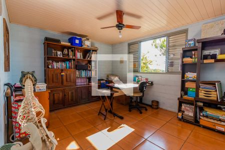 Casa à venda com 220m², 6 quartos e 4 vagasQuarto 5