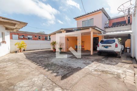 Casa à venda com 220m², 6 quartos e 4 vagasÁrea comum