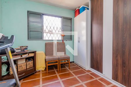 Casa à venda com 220m², 6 quartos e 4 vagasQuarto 3