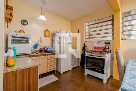 Casa à venda com 220m², 6 quartos e 4 vagasCozinha