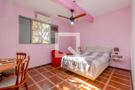 Quarto 2 de casa para alugar com 6 quartos, 220m² em Cavalhada, Porto Alegre