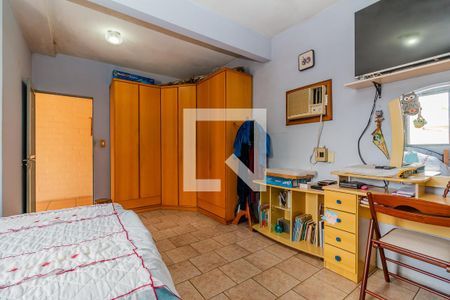 Casa à venda com 220m², 6 quartos e 4 vagasQuarto 4
