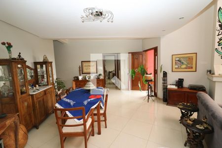 Sala 1 de casa de condomínio para alugar com 4 quartos, 260m² em Hípica, Porto Alegre