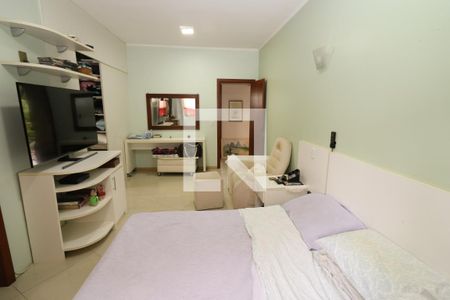 Casa de condomínio para alugar com 260m², 4 quartos e 2 vagasSuíte 1