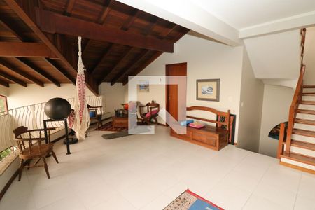 Casa de condomínio para alugar com 260m², 4 quartos e 2 vagasQuarto 1