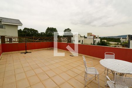 Casa de condomínio para alugar com 260m², 4 quartos e 2 vagasTerraço