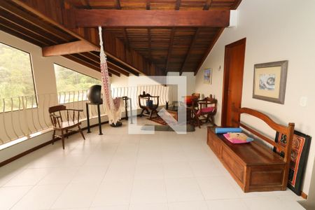 Casa de condomínio para alugar com 260m², 4 quartos e 2 vagasQuarto 1