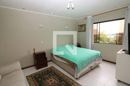 Casa de condomínio para alugar com 260m², 4 quartos e 2 vagasSuíte 3