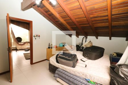 Casa de condomínio para alugar com 260m², 4 quartos e 2 vagasCloset do quarto 1