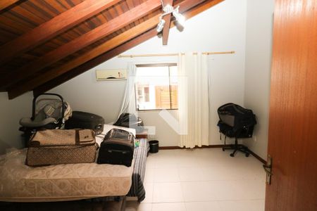 Casa de condomínio para alugar com 260m², 4 quartos e 2 vagasCloset do quarto 1