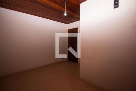 Casa à venda com 110m², 2 quartos e 2 vagasSuite