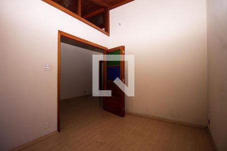 Sala de casa à venda com 2 quartos, 110m² em Nonoai, Porto Alegre