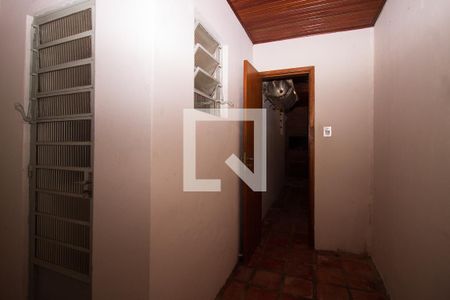 Casa à venda com 110m², 2 quartos e 2 vagasQuarto de Serviço