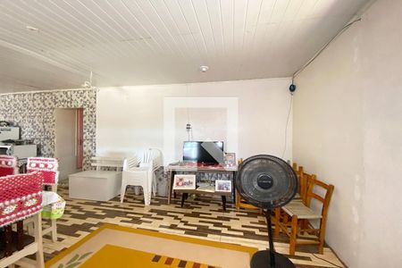 Sala de Estar de casa à venda com 3 quartos, 150m² em Santos Dumont, São Leopoldo