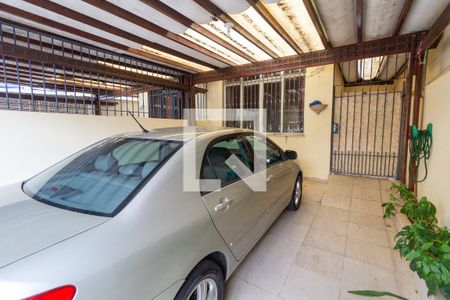 Casa à venda com 300m², 3 quartos e 2 vagas Casa à venda com 300m², 3 quartos e 2 vagasGaragem