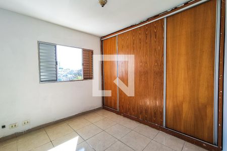 Quarto 1 de casa para alugar com 3 quartos, 76m² em Jardim Pazini, Taboão da Serra