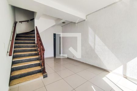 Sala de casa para alugar com 3 quartos, 76m² em Jardim Pazini, Taboão da Serra