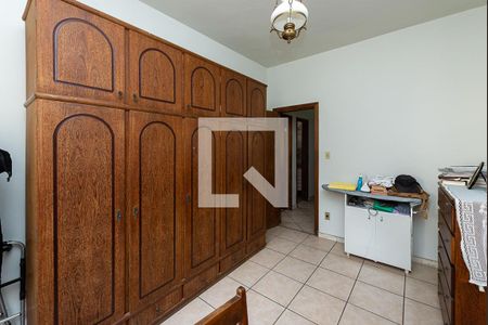 Casa à venda com 455m², 4 quartos e 6 vagas Casa à venda com 455m², 4 quartos e 6 vagasQuarto 3 - Armário