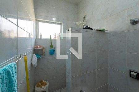 Casa à venda com 455m², 4 quartos e 6 vagas Casa à venda com 455m², 4 quartos e 6 vagasBanheiro da Suíte