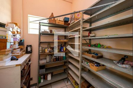 Casa à venda com 455m², 4 quartos e 6 vagas Casa à venda com 455m², 4 quartos e 6 vagasQuarto de Serviço 1