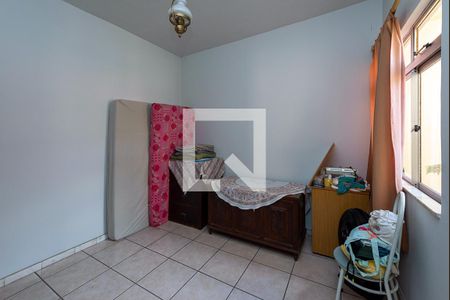 Casa à venda com 455m², 4 quartos e 6 vagas Casa à venda com 455m², 4 quartos e 6 vagasQuarto 2