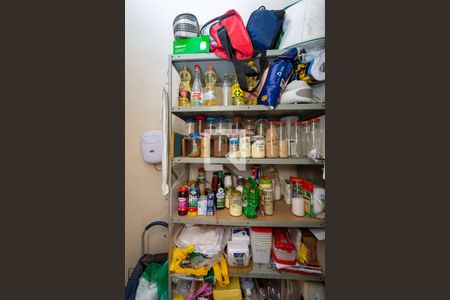 Casa à venda com 455m², 4 quartos e 6 vagas Casa à venda com 455m², 4 quartos e 6 vagasDespensa