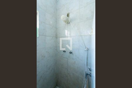 Casa à venda com 455m², 4 quartos e 6 vagas Casa à venda com 455m², 4 quartos e 6 vagasBanheiro da Suíte - Chuveiro