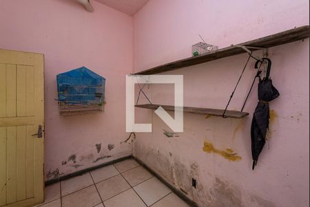 Casa à venda com 455m², 4 quartos e 6 vagas Casa à venda com 455m², 4 quartos e 6 vagasQuarto de Serviço 2